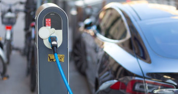 electric-car-charging-1000x640
